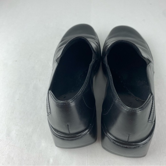 Clarks Womens 8.5 Black Leather Grasp Chime Slip On Comfort Shoe - Picture 2 of 6